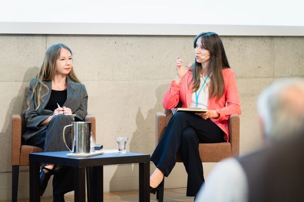 Nastazja Potocka-Sionek, University of Luxemburg and Katrin Behnke, European Trade Union Confederation (ETUC) during panel discussion