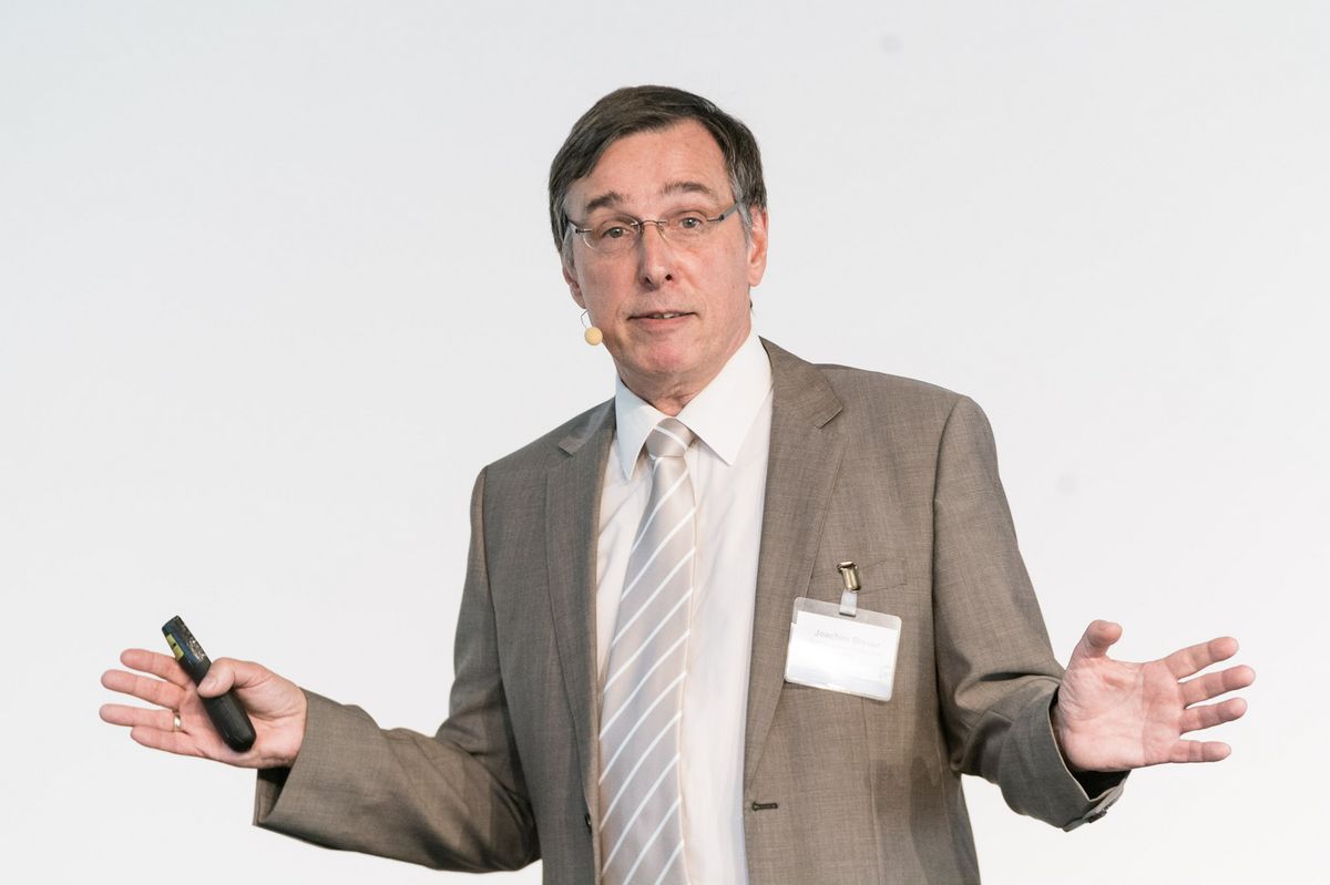 Prof Joachim Breuer