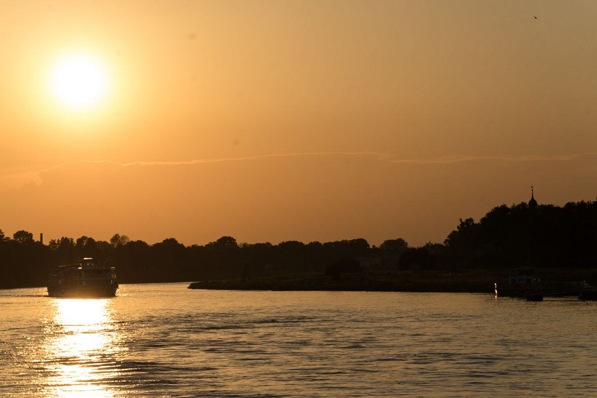 Conference dinner - Elbe boat trip