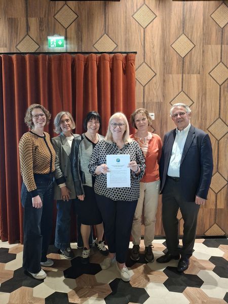 EUROSHNET Steering Committee: Cathrin Nimmesgern (DGUV), Pilar Cáceres Armendáriz (INSST), Carita Aschan (FIOH), Rena Bardani (ELINYAE), Monika Maintz (KAN), Jérôme Triolet (representing Séverine Brunet, INRS)